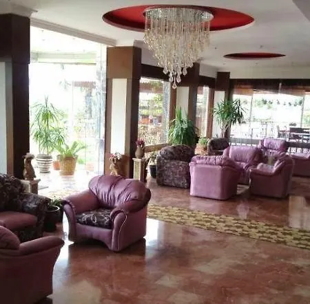 Ideal Hotel 4*
