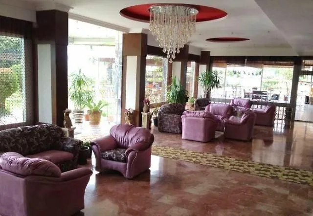 Ideal Ξενοδοχείο 4*