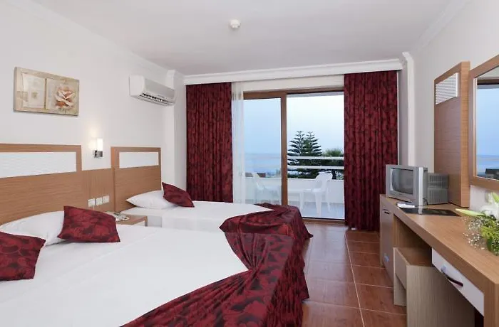 Ξενοδοχείο Ideal 4*